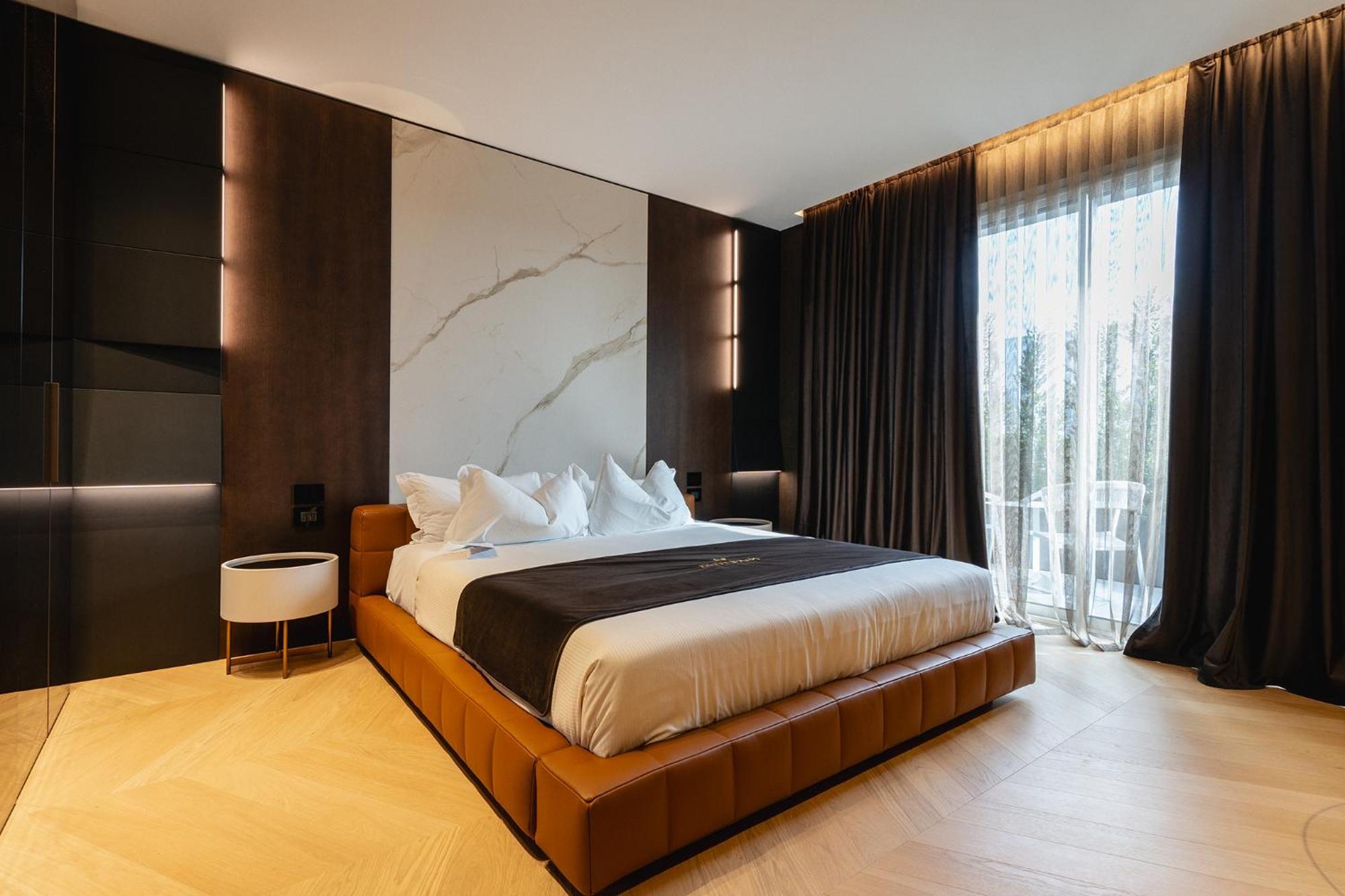 Green Park Penthouse Suite & Pool - Heated Pool - Bari Exterior photo